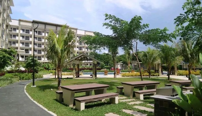 アパートホテル Acacia Estates Taguig マニラ市